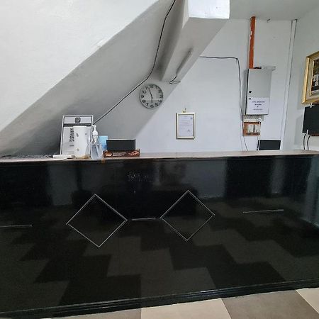 Oyo 90936 Hotel Manjoi Inn Ipoh Kültér fotó