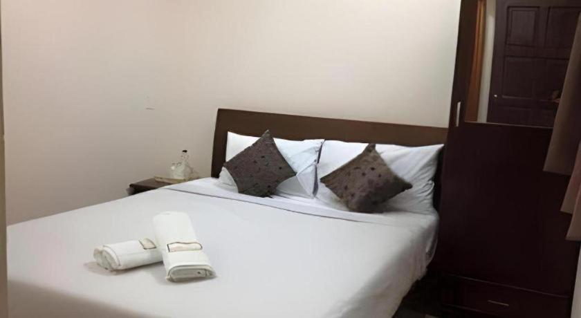 Oyo 90936 Hotel Manjoi Inn Ipoh Kültér fotó