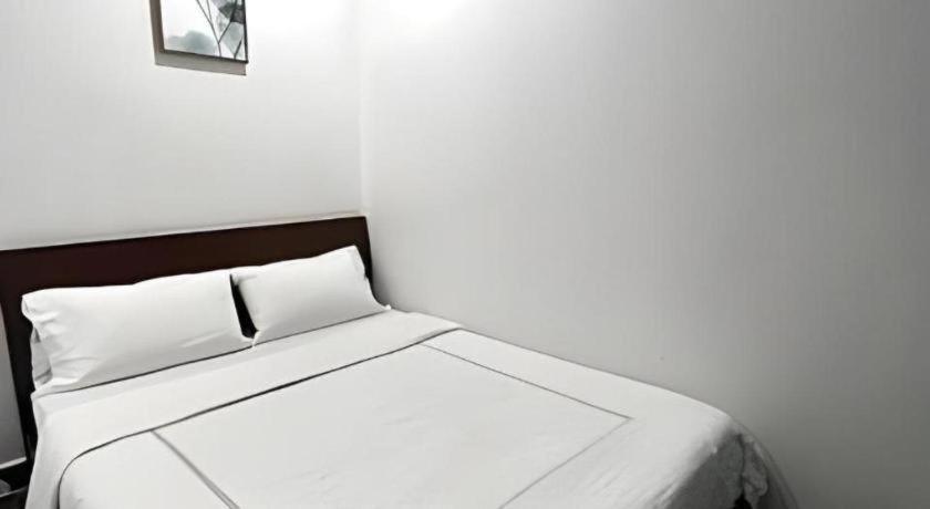 Oyo 90936 Hotel Manjoi Inn Ipoh Kültér fotó