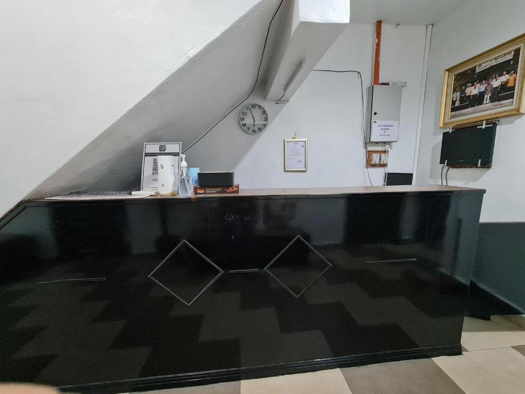 Oyo 90936 Hotel Manjoi Inn Ipoh Kültér fotó